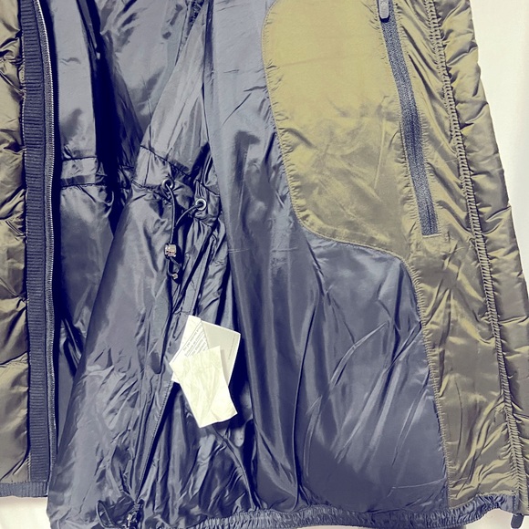 Lululemon Puffer - Picture 4 of 5